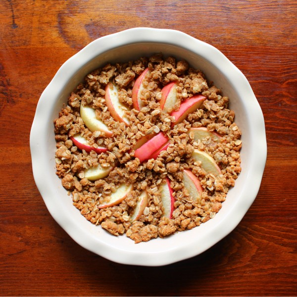 Easy Apple Crumble with Oats • Recipe for Perfection