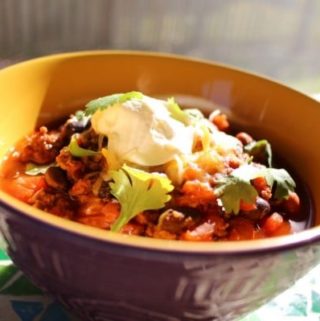 Hearty Beef Bean Roasted Red Pepper Chili Recipe