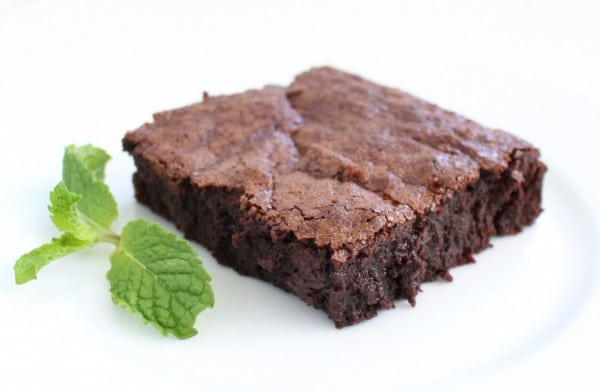 https://recipeforperfection.com/wp-content/uploads/2014/12/Mint-brownies-Piktochart-cover.jpg