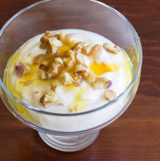 Make this citrusy, refreshing honey tangerine yogurt with walnuts for a snack or for breakfast. It's loaded with protein and it's absolutely delicious!