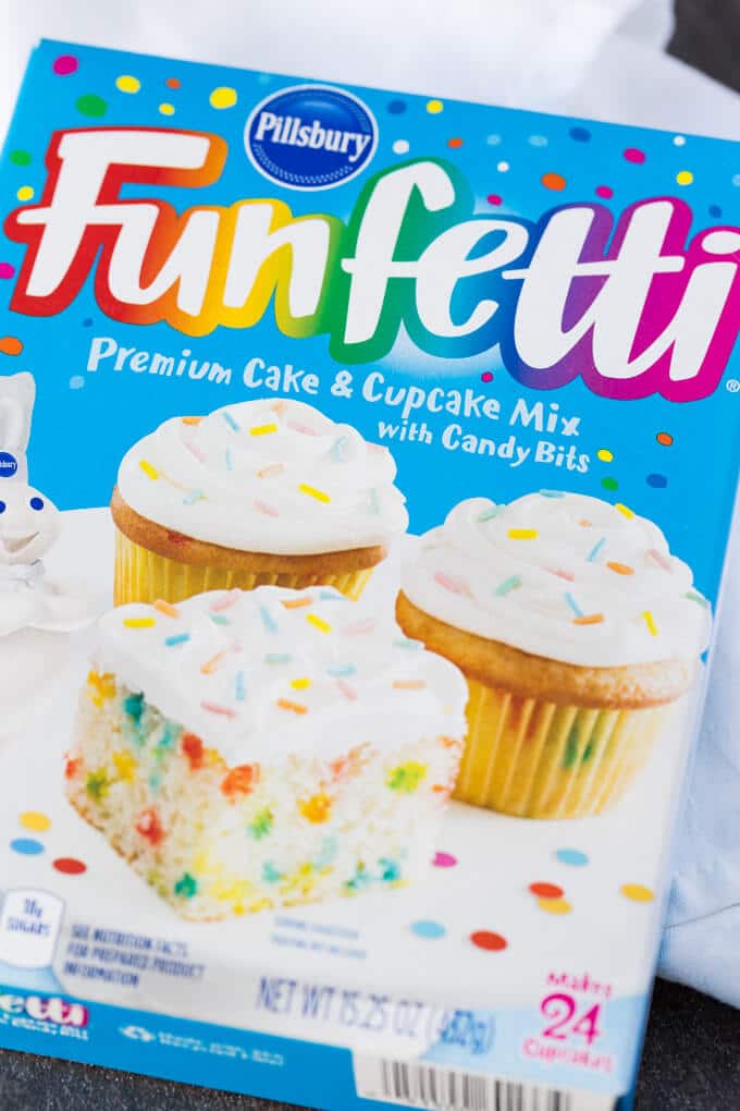 Pillsbury Funfetti Cake and Cupcake Mix