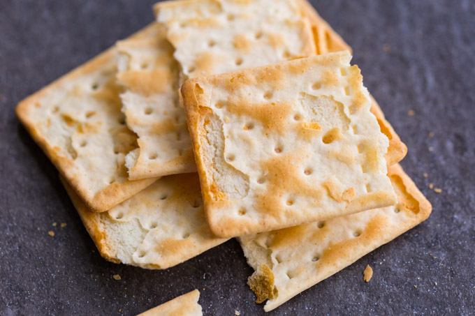 Gluten free table crackers